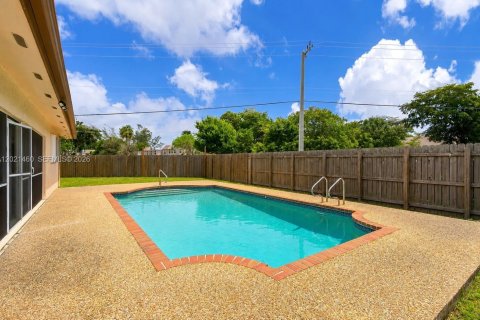 Casa en Margate, Florida 3 dormitorios, 153.75 m2 № 2186068