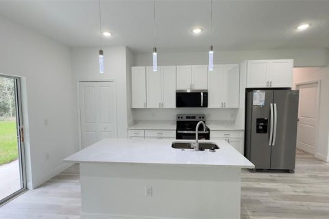 Casa en venta en Citrus Springs, Florida, 4 dormitorios, 154.22 m2 № 1903649 - foto 5