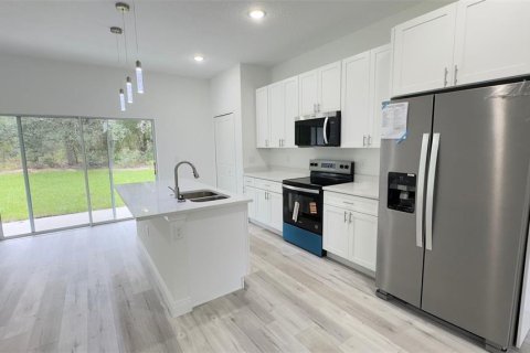 Casa en venta en Citrus Springs, Florida, 4 dormitorios, 154.22 m2 № 1903649 - foto 7