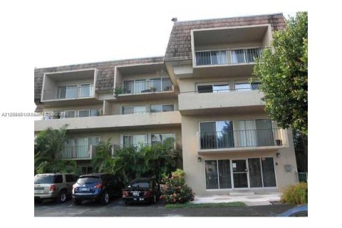 Copropriété à vendre à Miami, Floride: 1 chambre, 65.96 m2 № 2015949 - photo 4