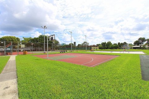 Copropriété à vendre à Miami, Floride: 1 chambre, 65.96 m2 № 2015949 - photo 19