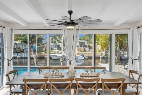 House in Fort Lauderdale, Florida 3 bedrooms, 146.04 sq.m. № 1982804 - photo 11