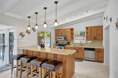 House in Fort Lauderdale, Florida 3 bedrooms, 146.04 sq.m. № 1982804 - photo 7