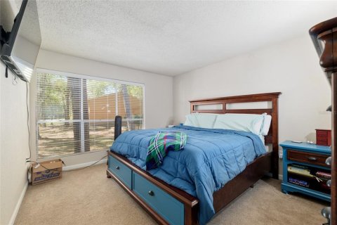Condo in Gainesville, Florida, 3 bedrooms  № 1583343 - photo 15