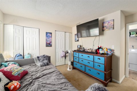 Condo in Gainesville, Florida, 3 bedrooms  № 1583343 - photo 18