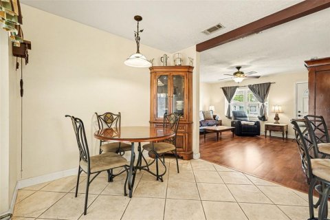 Casa en venta en Tampa, Florida, 3 dormitorios, 109.07 m2 № 2093973 - foto 10
