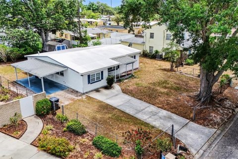Casa en venta en Tampa, Florida, 3 dormitorios, 109.07 m2 № 2093973 - foto 3