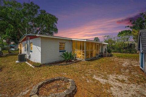 Casa en venta en Tampa, Florida, 3 dormitorios, 109.07 m2 № 2093973 - foto 29