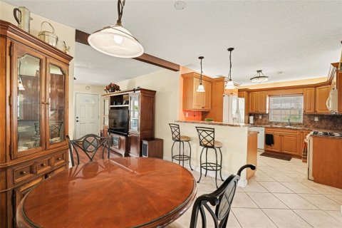 Casa en venta en Tampa, Florida, 3 dormitorios, 109.07 m2 № 2093973 - foto 6