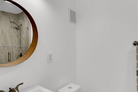 Adosado en venta en Doral, Florida, 2 dormitorios, 148.64 m2 № 2000754 - foto 27