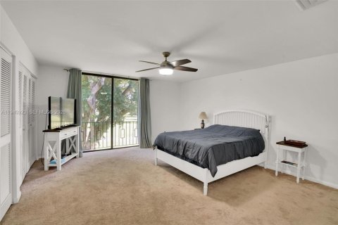 Adosado en venta en Doral, Florida, 2 dormitorios, 148.64 m2 № 2000754 - foto 20