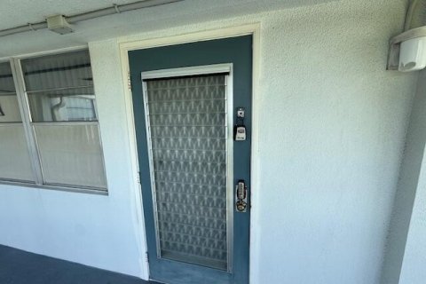 Купить кондоминиум в Дирфилд-Бич, Флорида 3 комнаты, 65.03м2, № 2146926 - фото 15