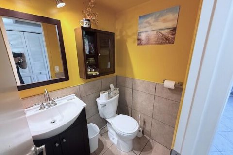 Купить кондоминиум в Дирфилд-Бич, Флорида 3 комнаты, 65.03м2, № 2146926 - фото 10