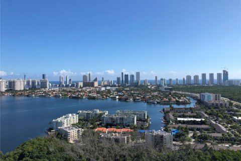 Condo in North Miami Beach, Florida, 1 bedroom  № 2412851