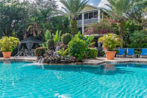 Condo à Tampa, Floride, 2 chambres  № 2432712