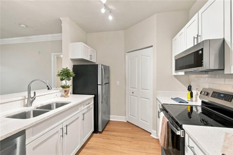 Copropriété à vendre à Tampa, Floride: 2 chambres, 107.58 m2 № 2432712 - photo 19