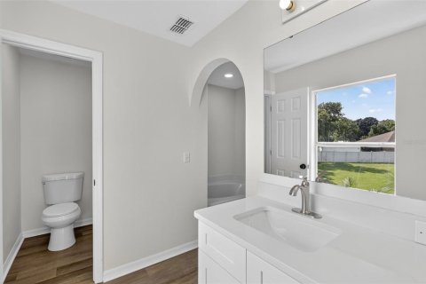 House in Auburndale, Florida 4 bedrooms, 281.77 sq.m. № 1894994 - photo 28