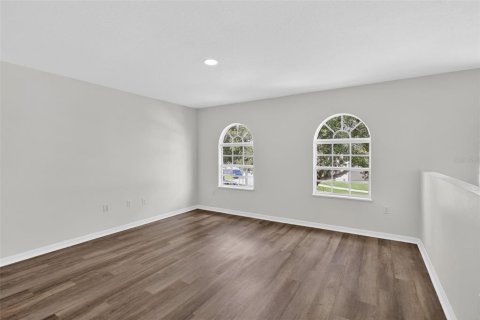 House in Auburndale, Florida 4 bedrooms, 281.77 sq.m. № 1894994 - photo 19
