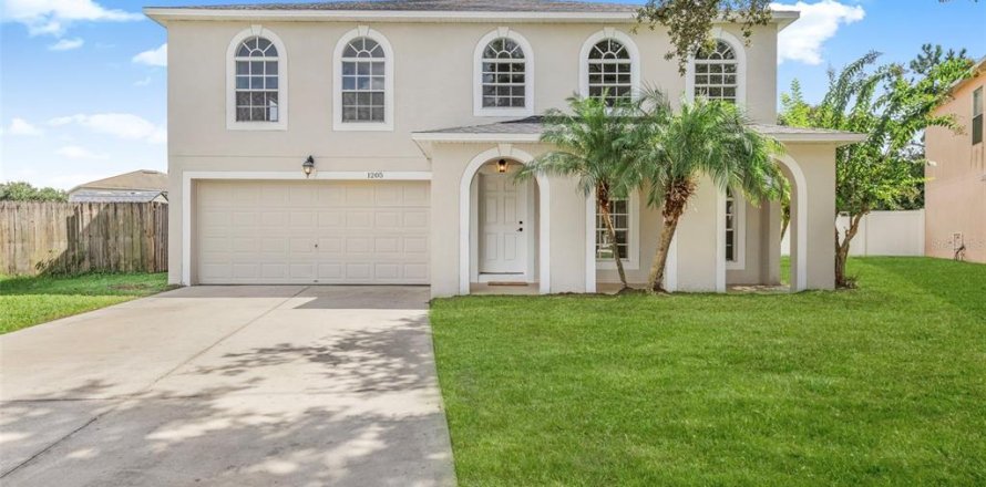 House in Auburndale, Florida 4 bedrooms, 281.77 sq.m. № 1894994