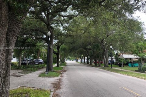 Apartment in Hollywood, Florida 2 bedrooms, 83.61 sq.m. № 2001952 - photo 17