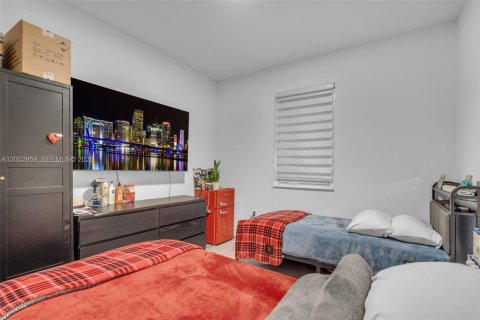 Townhouse in Miami, Florida 3 bedrooms, 157.47 sq.m. № 2066458 - photo 21