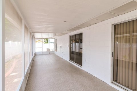 Villa ou maison à louer à Orlando, Floride: 3 chambres, 116.87 m2 № 2408090 - photo 9