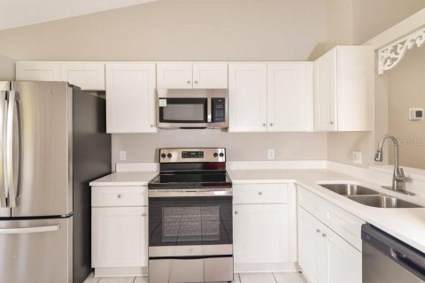 Villa ou maison à louer à Orlando, Floride: 3 chambres, 116.87 m2 № 2408090 - photo 7