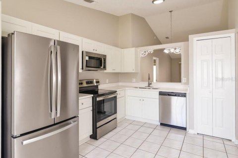 Villa ou maison à louer à Orlando, Floride: 3 chambres, 116.87 m2 № 2408090 - photo 8