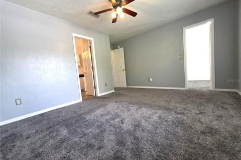 House in Gainesville, Florida 3 bedrooms, 138.89 sq.m. № 2200368 - photo 24