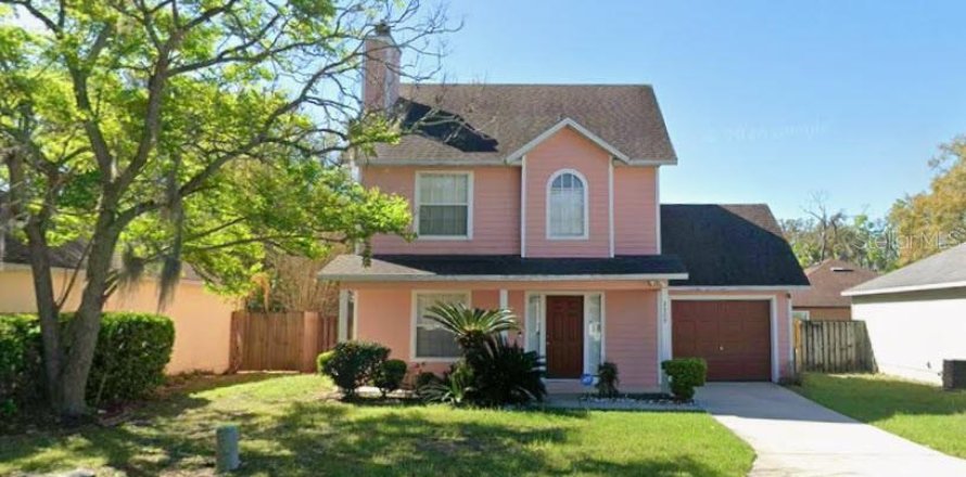 House in Gainesville, Florida 3 bedrooms, 138.89 sq.m. № 2200368