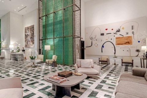 Condominio en alquiler en Miami, Florida, 1 dormitorio, 78.87 m2 № 2027777 - foto 20