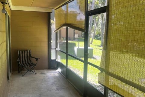 Copropriété à louer à Deltona, Floride: 2 chambres, 83.33 m2 № 2390813 - photo 27