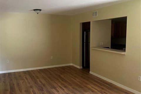 Copropriété à louer à Deltona, Floride: 2 chambres, 83.33 m2 № 2390813 - photo 6