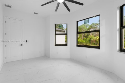 House in Port Charlotte, Florida 3 bedrooms № 2278292 - photo 8