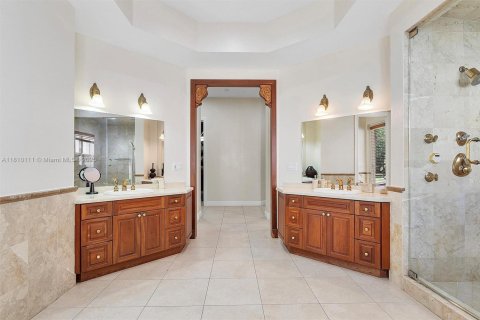 House in Homestead, Florida 5 bedrooms, 579.25 sq.m. № 1752707 - photo 27