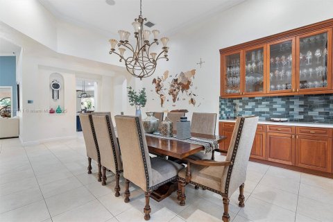 House in Homestead, Florida 5 bedrooms, 579.25 sq.m. № 1752707 - photo 14