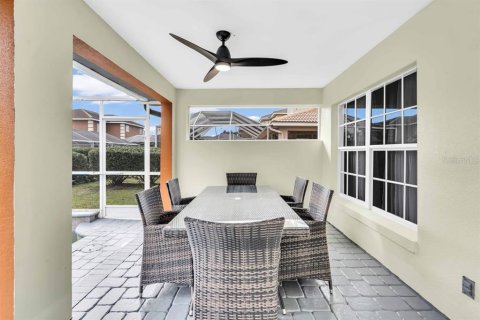 House in Davenport, Florida 6 bedrooms, 219.99 sq.m. № 1919582 - photo 6