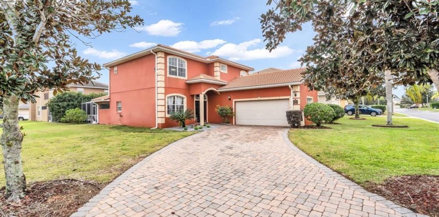 House in Davenport, Florida 6 bedrooms, 219.99 sq.m. № 1919582
