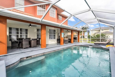 House in Davenport, Florida 6 bedrooms, 219.99 sq.m. № 1919582 - photo 7