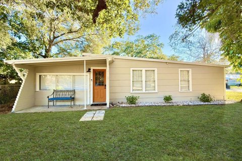 Villa ou maison à vendre à Sanford, Floride: 3 chambres, 110.55 m2 № 1908649 - photo 1