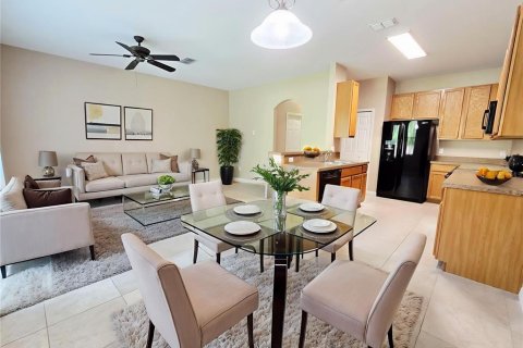 Adosado en venta en Casselberry, Florida, 3 dormitorios, 130.9 m2 № 1816804 - foto 2