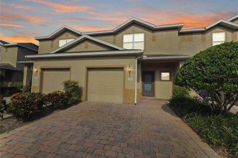 Adosado en venta en Casselberry, Florida, 3 dormitorios, 130.9 m2 № 1816804 - foto 1