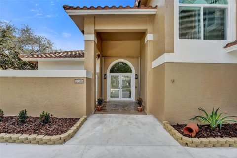 House in Cooper City, Florida 5 bedrooms, 356.93 sq.m. № 2181391 - photo 23