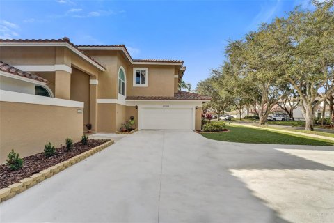 House in Cooper City, Florida 5 bedrooms, 356.93 sq.m. № 2181391 - photo 22