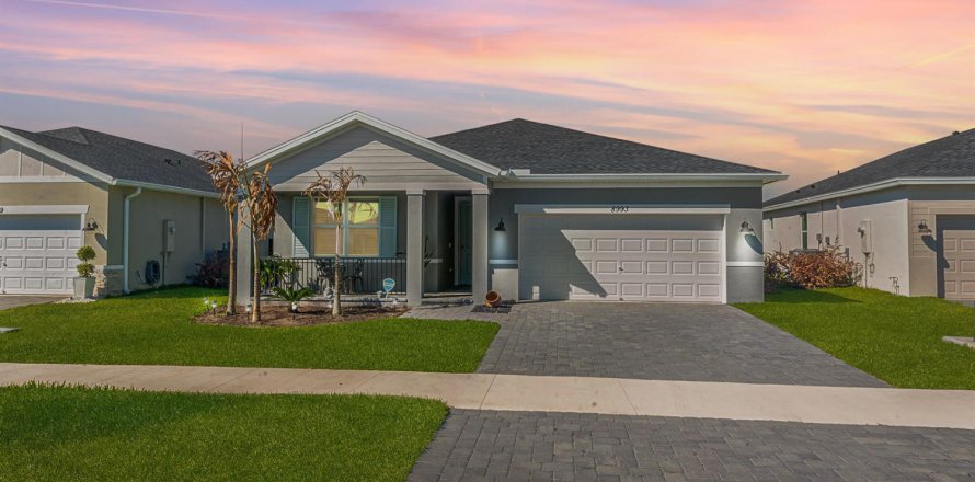 Casa en Port St. Lucie, Florida 4 dormitorios, 204.38 m2 № 2078276