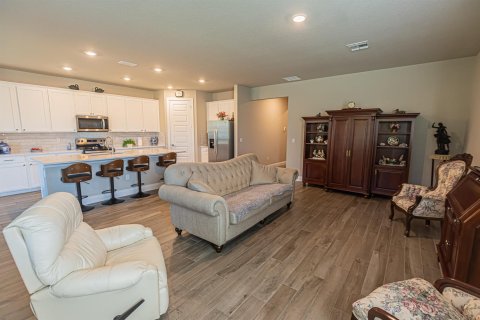 Casa en venta en Port St. Lucie, Florida, 4 dormitorios, 204.38 m2 № 2078276 - foto 3