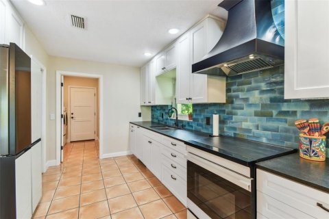 Villa ou maison à vendre à Tampa, Floride: 3 chambres, 151.15 m2 № 1826538 - photo 12
