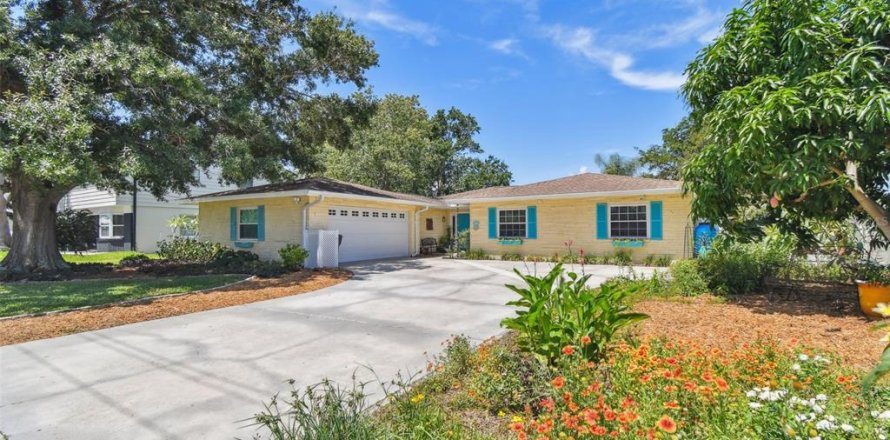 Villa ou maison à Tampa, Floride 3 chambres, 151.15 m2 № 1826538