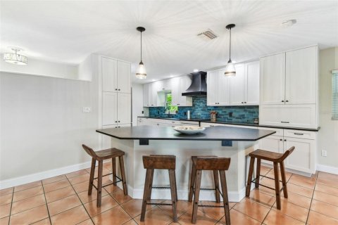 Villa ou maison à vendre à Tampa, Floride: 3 chambres, 151.15 m2 № 1826538 - photo 11