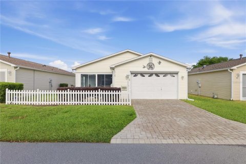 Casa en The Villages, Florida 2 dormitorios, 104.14 m2 № 2099907